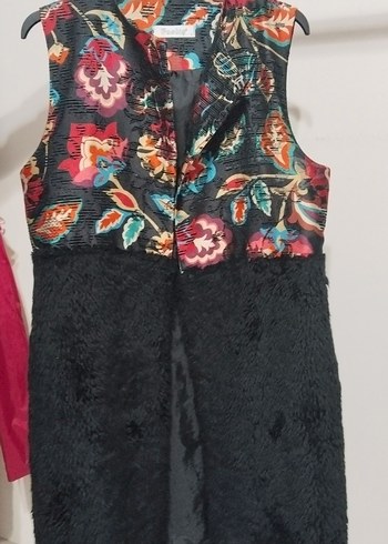 Çiçekli Desenli Kolsuz Kadın Tulum - Görsel 2