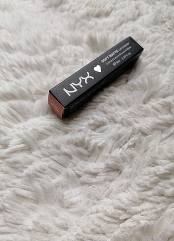 Nyx sof matte lip cream, athens