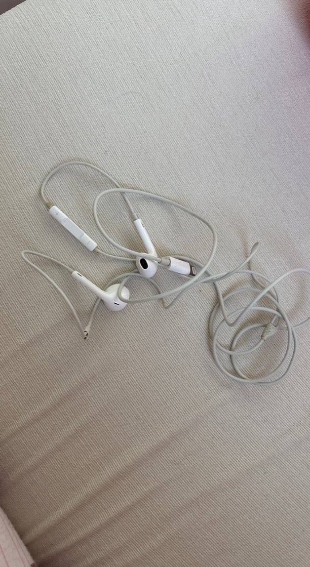 Beyaz Kablolu Apple Kulaklık orijinal - Görsel 2