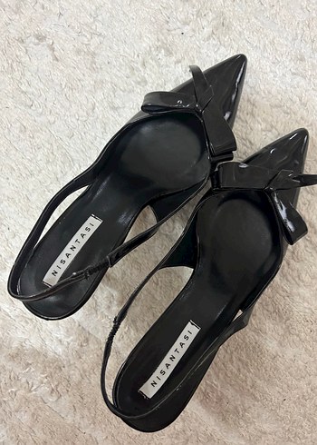 Siyah Fiyonklu Stiletto Topuklu Kadın Ayakkabı - Görsel 8