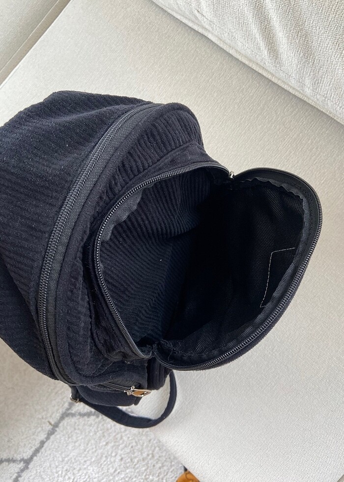 Sırt çantası - Görsel 3