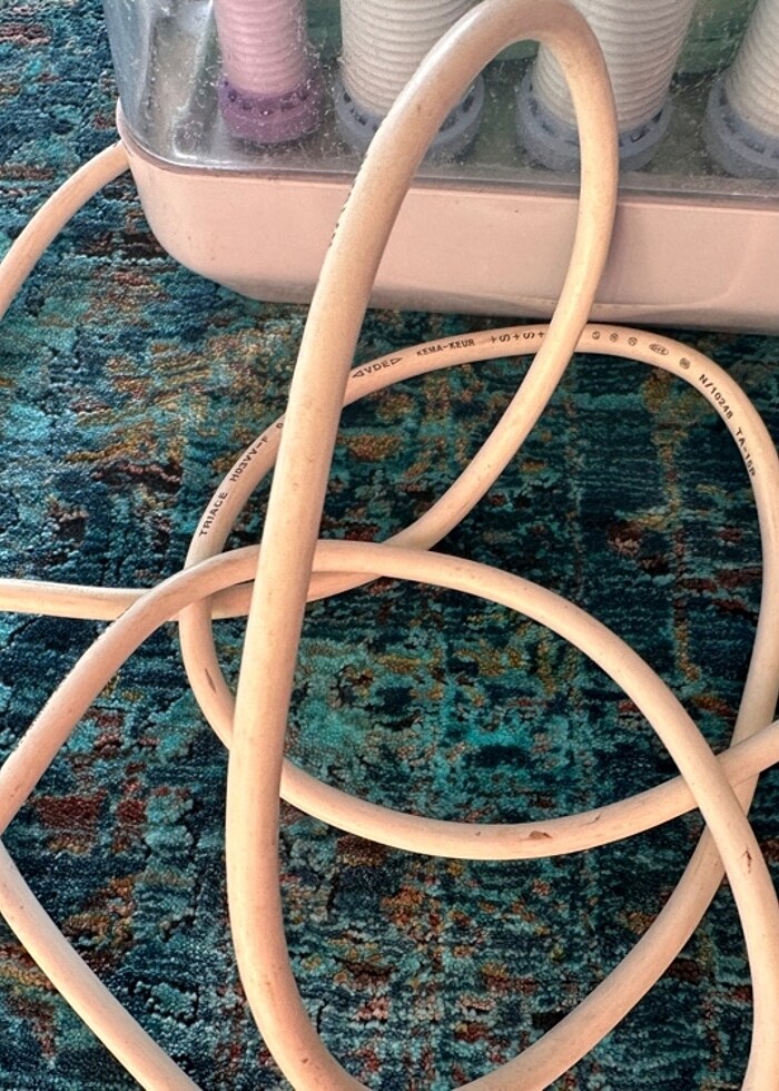 Elektrikli saç düzleştiricisi bigudi - Görsel 4