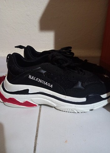 Balenciaga spor ayakkabı