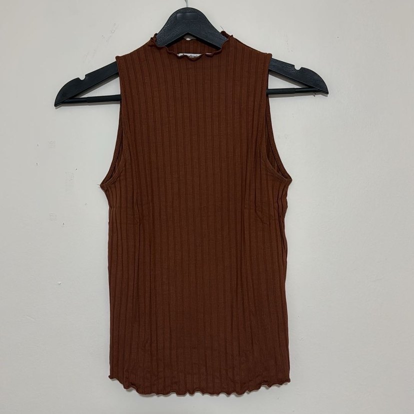 Kahverengi Yüksek Yakalı Kolsuz Kadın bluz - Görsel 5