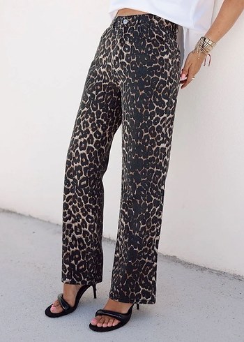 Leopar Desenli Rahat Kesim Kadın Kot Pantolon - Görsel 2