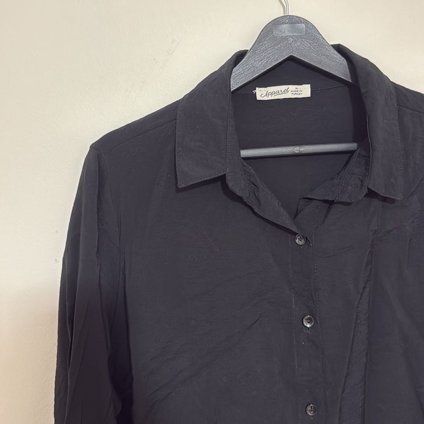 Düğmeli Siyah Kadın Gömlek - Görsel 2