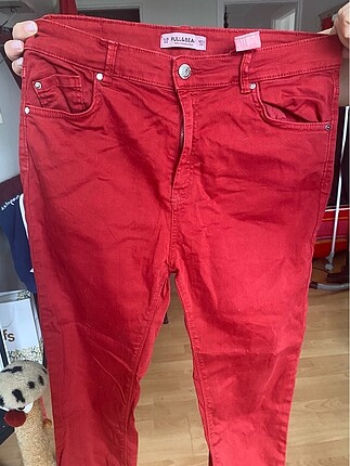Pull&Bear kırmızı pantolon