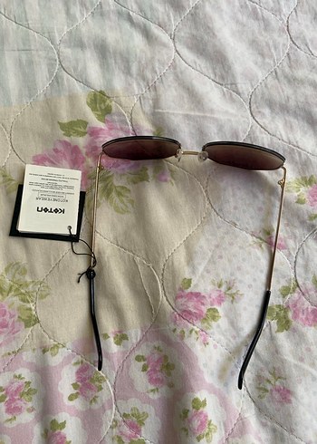 Pastel Bej Yuvarlak Kadın Güneş Gözlüğü - Görsel 4