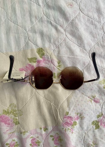 Pastel Bej Yuvarlak Kadın Güneş Gözlüğü - Görsel 3