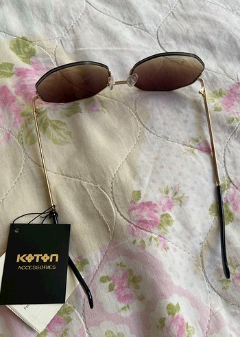 Pastel Bej Yuvarlak Kadın Güneş Gözlüğü - Görsel 5