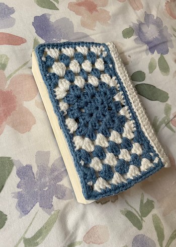 Örgü Kitap Kılıfı - Görsel 3