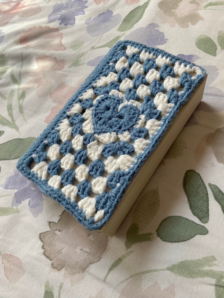 Örgü Kitap Kılıfı - Görsel 2