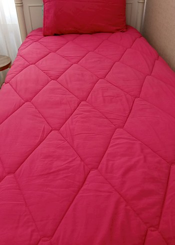 Pembe Düz Renk Yatak Örtüsü