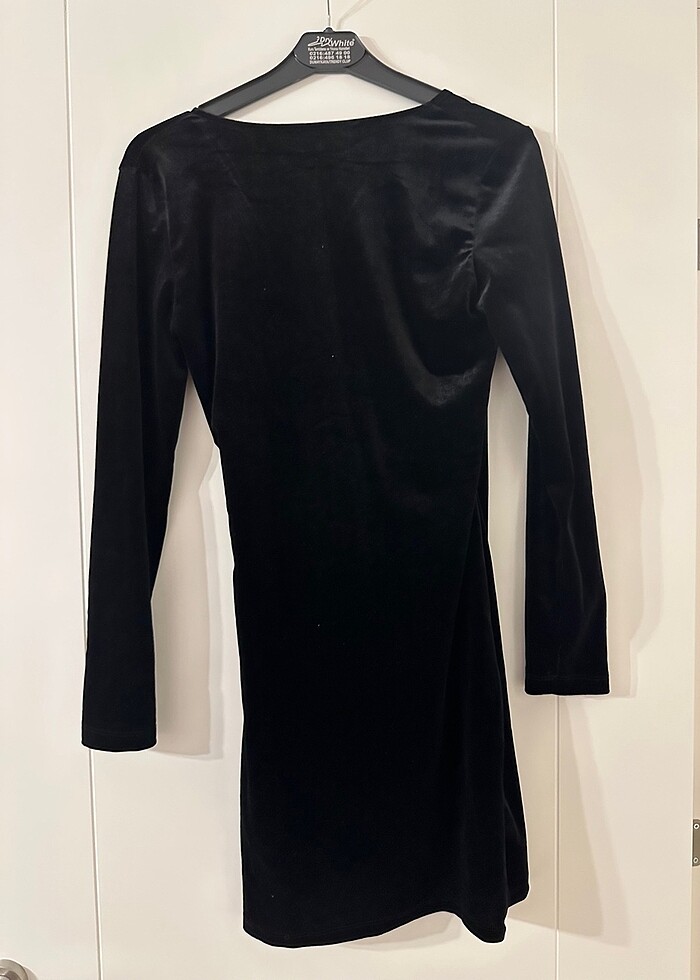 Siyah elbise - Görsel 3