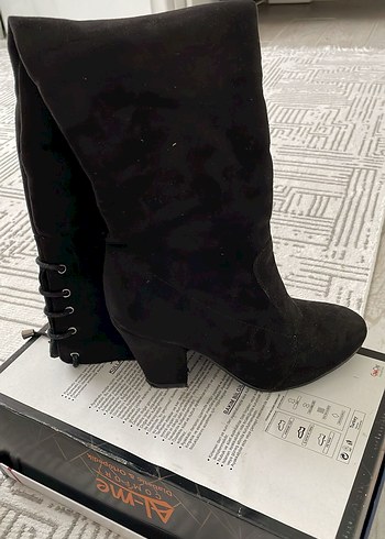 Siyah Süet Stiletto Topuklu Dizüstü Bot - Görsel 3