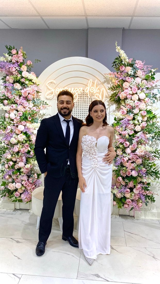 Beyaz Straplez Drapeli Uzun Abiye - Görsel 4