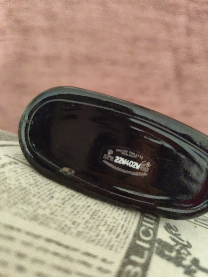 Prada Luna Rossa Erkek Parfümü Siyah boş şişesi - Görsel 3