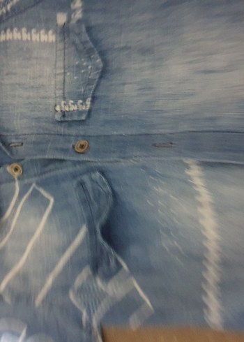 Düğmeli Kısa Kollu Nakışlı Erkek Kot Gömlek - Görsel 2