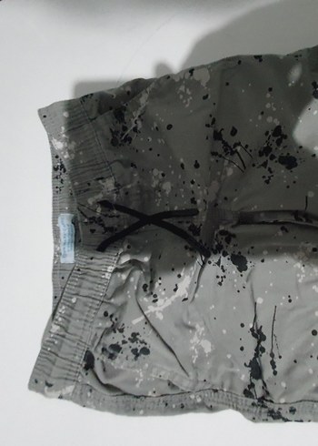 Gri Batik Desenli Erkek Midi Şort - Görsel 2