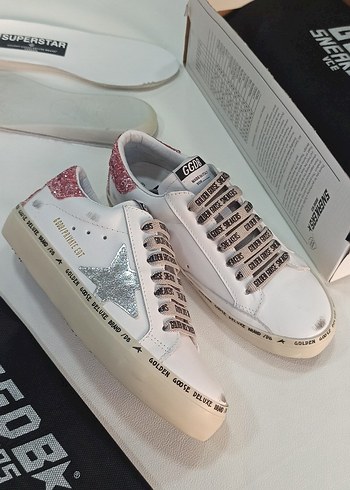 36 Beden çeşitli Renk Golden Goose Deluxe 36 BEYAZ SİMLİ PEMBE.