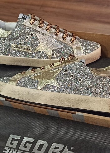 Golden Goose Deluxe Golden Goose Deluxe 38 SİMLİ GOLD