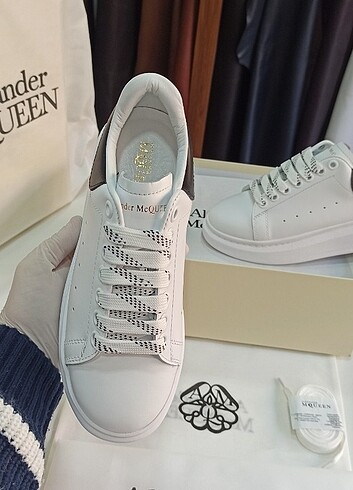 37 Beden Alexander McQUEEN 37 BEYAZ
