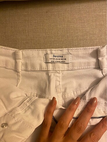 Bershka Bershka beyaz etek