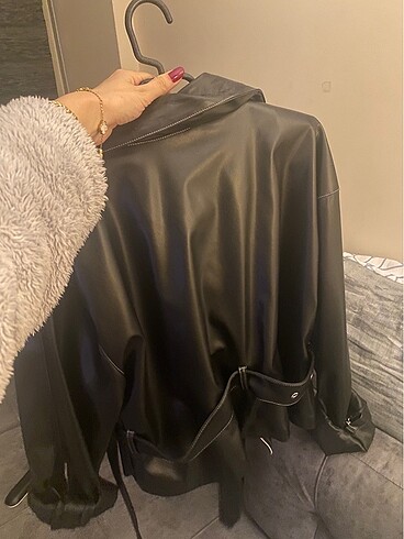 Zara Siyah deri ceket