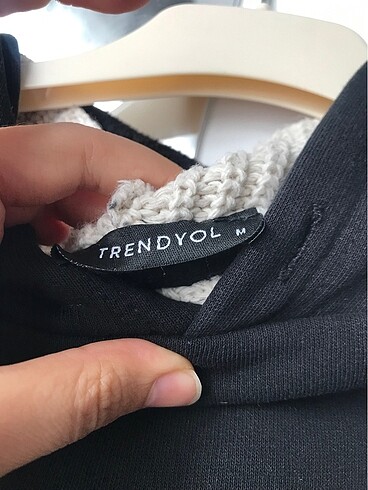 m Beden Trendyol sweatshirt