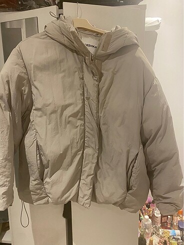 Bershka mont