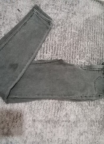 Pull and Bear PULL and BEAR jean 
