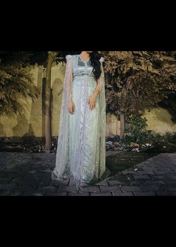 Uzun Kollu su yeşili boncuk Nakışlı Bohem Nişan Elbisesi