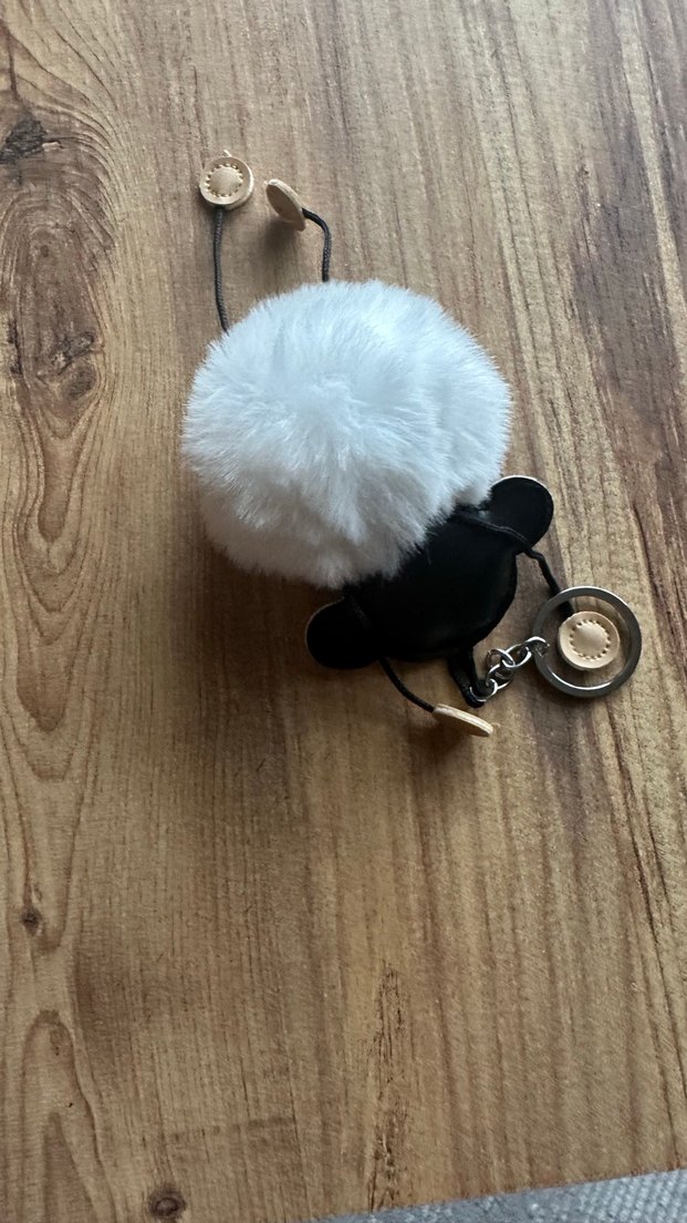 Beyaz Peluş Detaylı Bohem Kadın Anahtarlık - Görsel 2