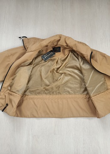 Kemerli Bej Kısa Kadın Ceket - Görsel 4