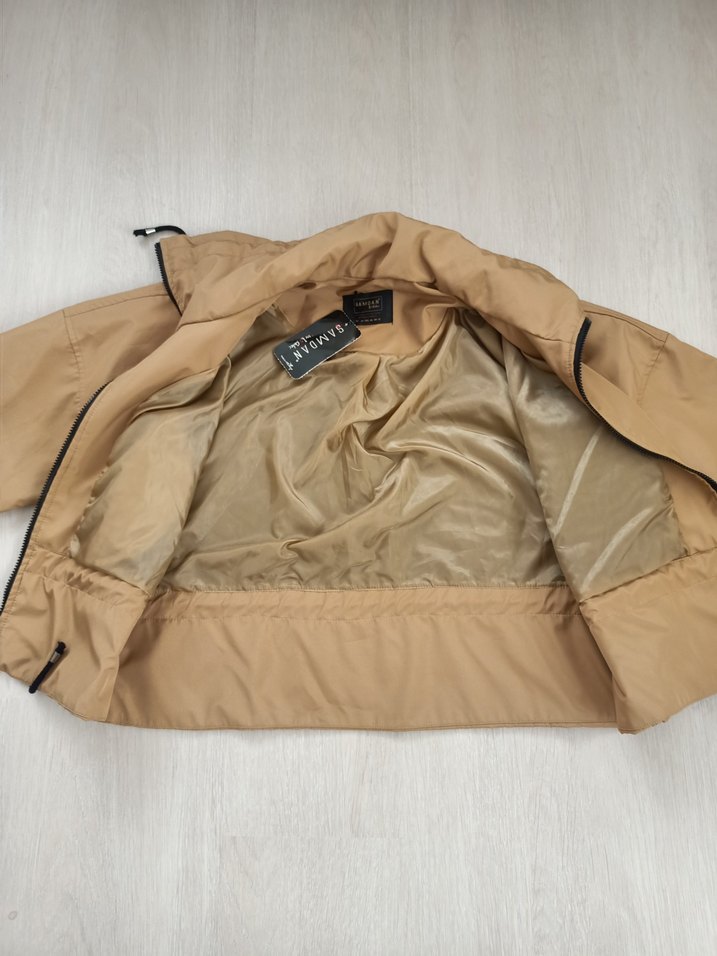 Kemerli Bej Kısa Kadın Ceket - Görsel 4