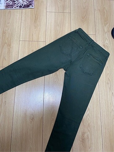 28 Beden haki Renk Jean pantolon