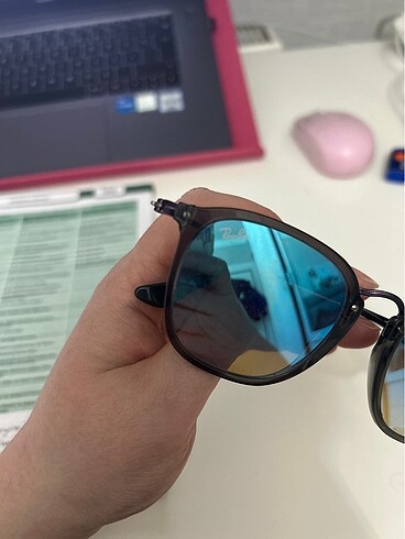 Beden gri Renk Rayban gözlük