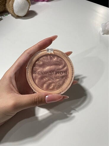 Revolution Highlighter