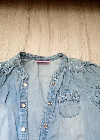 4 Yaş Beden Kız Çocuk Mavi Denim gömlek