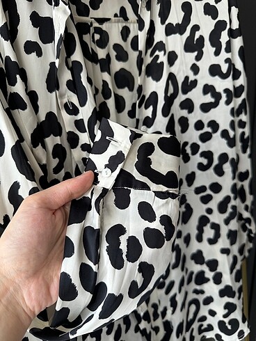 m Beden Zara zebra desen saten gömlek