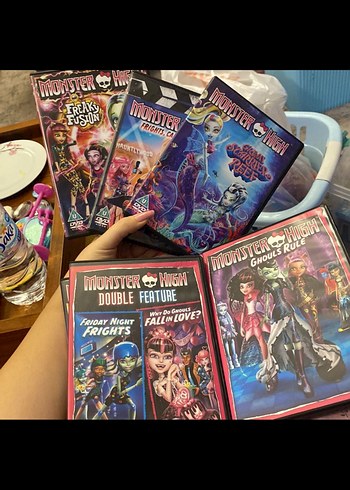 Monster High Çizgi Roman Seti