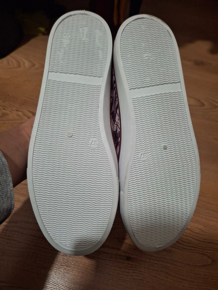 Bordo Desenli Bağcıklı Kadın Spor Ayakkabı - Görsel 5