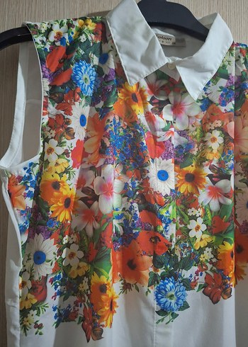 Çiçek Desenli Bohem Düğmeli Kolsuz Gömlek - Görsel 2