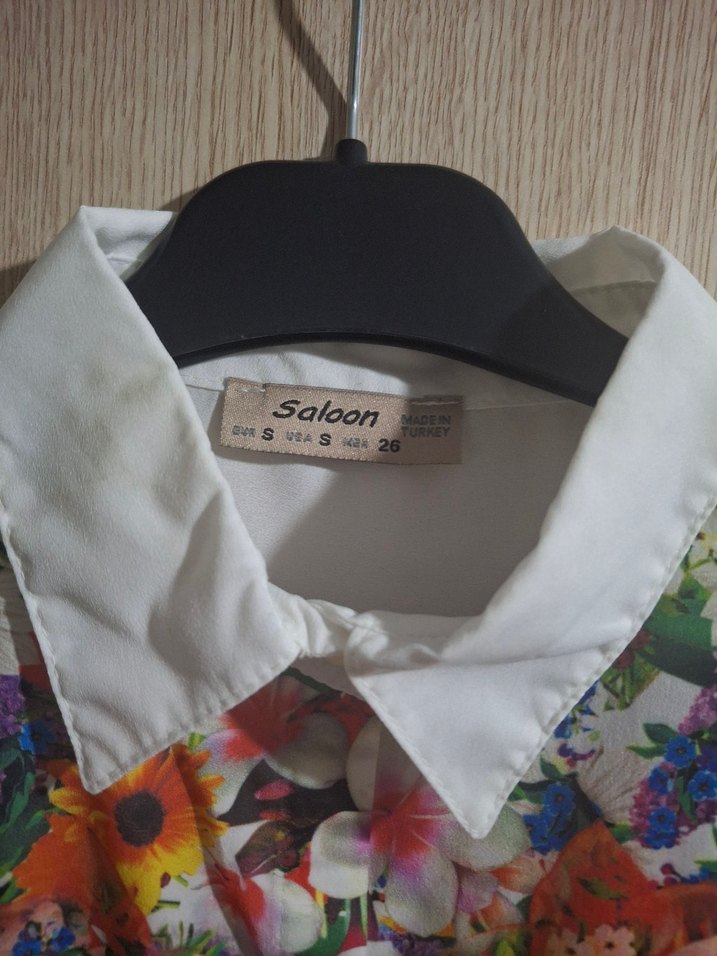 Çiçek Desenli Bohem Düğmeli Kolsuz Gömlek - Görsel 3