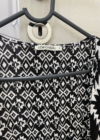 s Beden Lcwaikiki Kimono