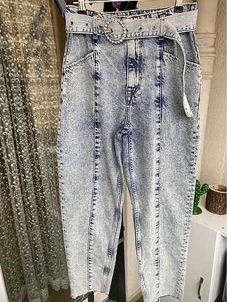 Bershka Taşlı Demerli Denim