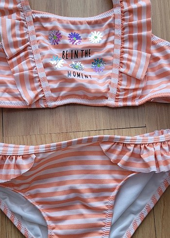 6 Yaş Beden Kız Çocuk Pembe Çizgili Bikini Takımı