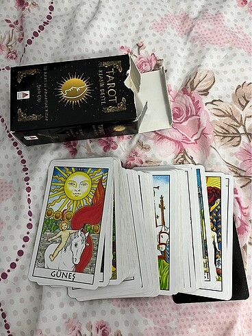  Beden Klasik Tarot Destesi 78 kart ve kitap
