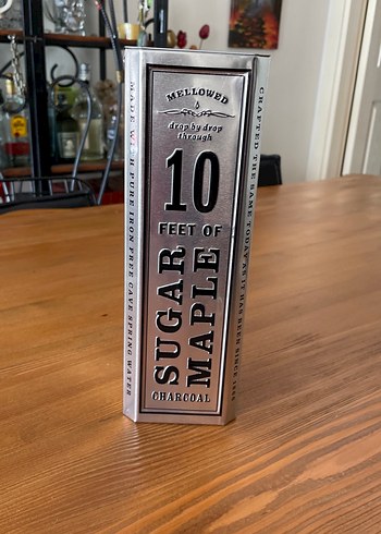  Beden gri Renk Jack Daniels Charcoal Mellowed teneke kutu 70 cl