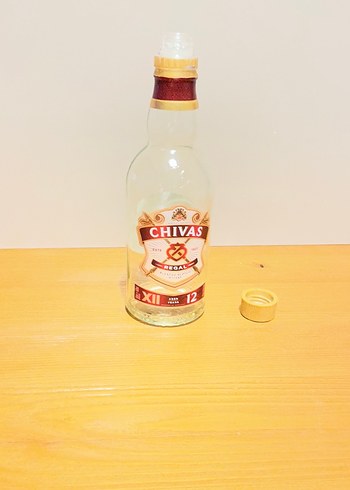  Beden Chivas Regal 12 Yıllık 50 cl şişe
